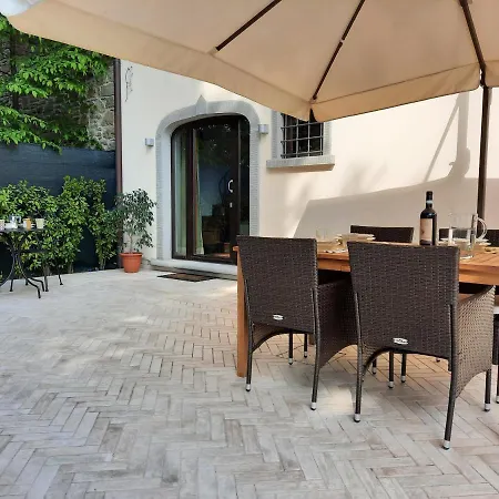 Bella Tuscany - *